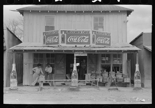 Cafe and grocery store, Robstown, Texas