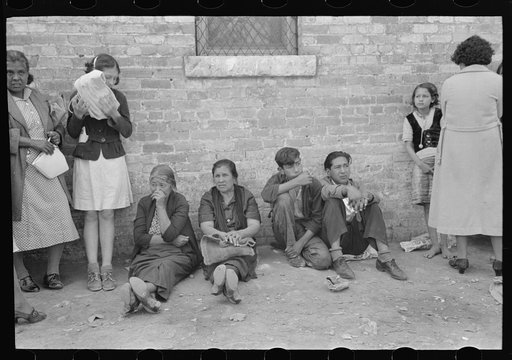 Part of lineup of Mexicans waiting for relief commodities San Antonio, Texas