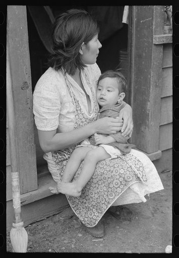 Mexican woman and child, San Antonio, Texas