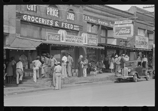 Street scene, San Augustine, Texas