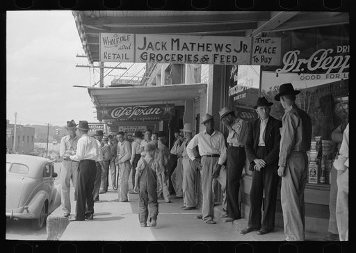 Street scene, San Augustine, Texas