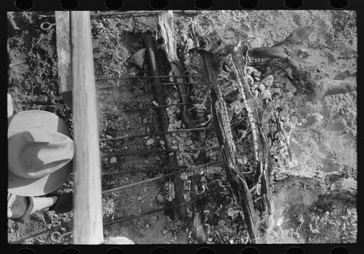 Untitled photo, possibly related to: Scene in branding pen at roundup near Marfa, Texas