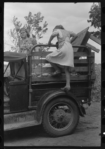 Getting ready to depart from home in Oklahoma for trip to California, near Muskogee, Oklahoma