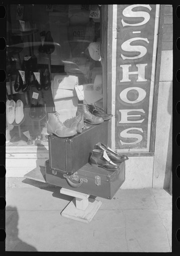 Display in front of shoe store, Muskogee, Oklahoma