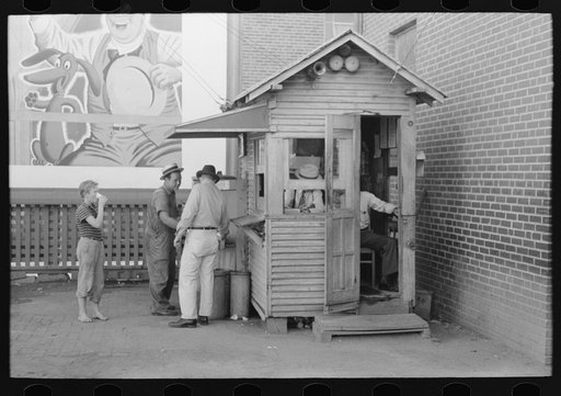 Activity around station master's shack. Streetcar terminal, Oklahoma City, Oklahoma