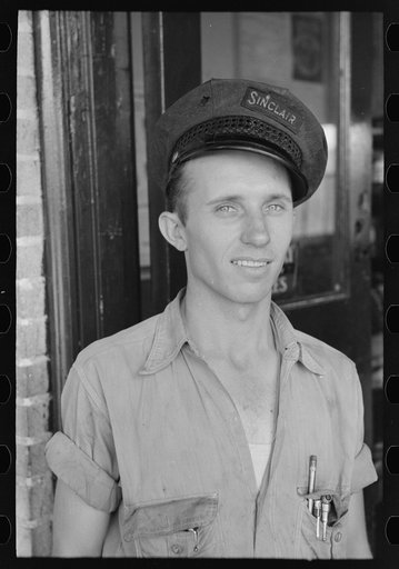 Service station operator, Seminole, Oklahoma