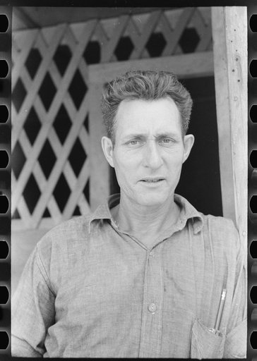 Oil field worker, Saint Louis, Oklahoma