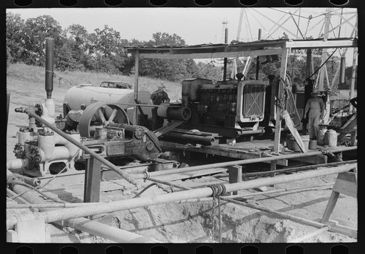 Machinery of latest type rotary rig, Seminole oil field, Oklahoma