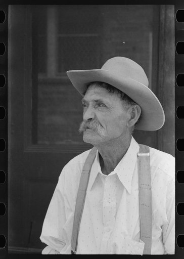 Veteran oil worker, now a peddler, Seminole, Oklahoma