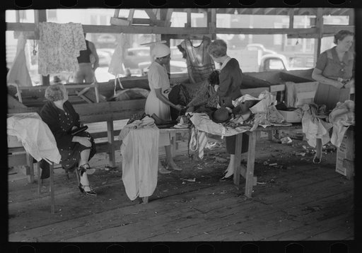 Untitled photo, possibly related to: Selling apples, Jacksonville, Texas