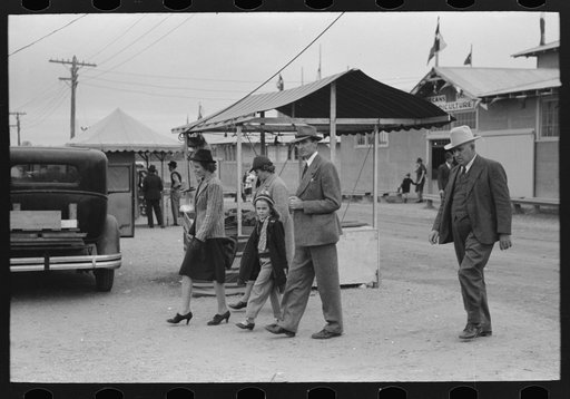 Family at Gonzales, Texas, county fair