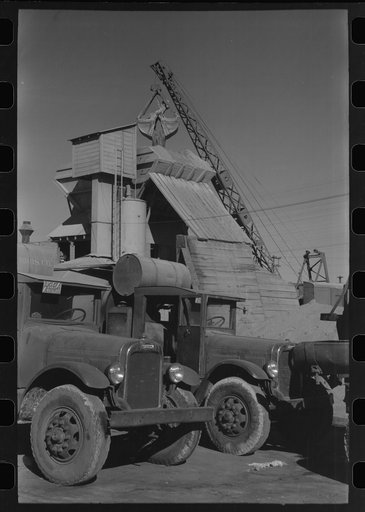 Untitled photo, possibly related to: Concrete mixing plant, Oklahoma City, Oklahoma