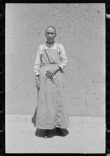 Spanish-American woman, Chamisal, New Mexico