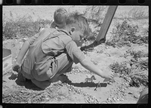 Son of farm worker at the FSA (Farm Security Administration) labor camp. Caldwell, Idaho