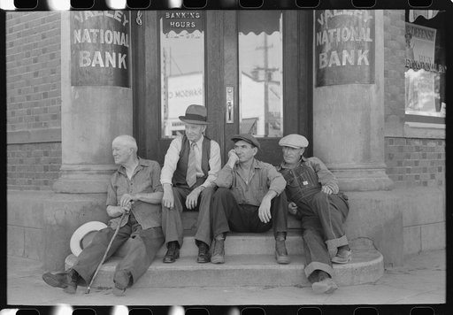 Bank corner. Milton, Washington