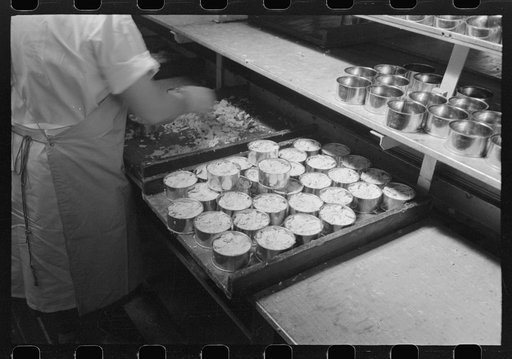 Packing tuna into cans, Columbia River Packing Association, Astoria, Oregon