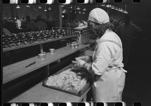 Packing tuna into cans, Columbia River Packing Association, Astoria, Oregon