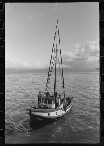 Fishing boat, Astoria, Oregon