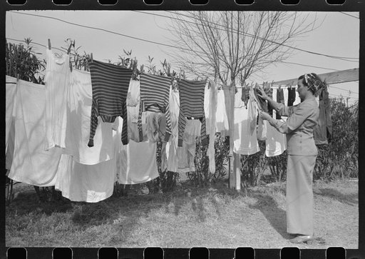 Washday at the FSA (Farm Security Administration) Camelback Farms, Phoenix, Arizona