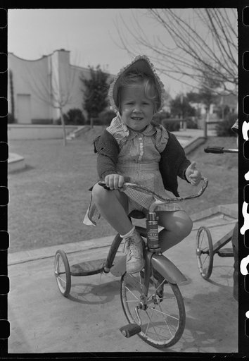 Little girl at the FSA (Farm Security Administration) Camelback Farms, Phoenix, Arizona