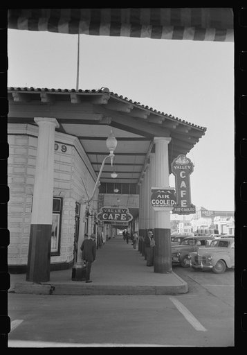 Street scene, Yuma, Arizona