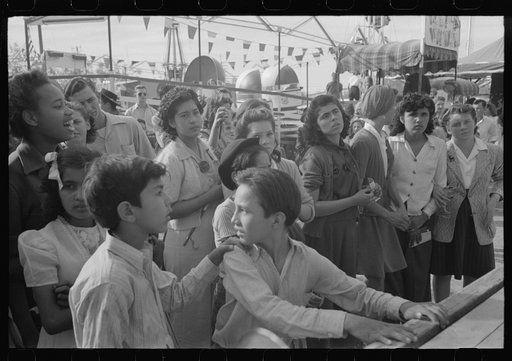 El Centro (vicinity), California. On the midway at the Imperial County Fair