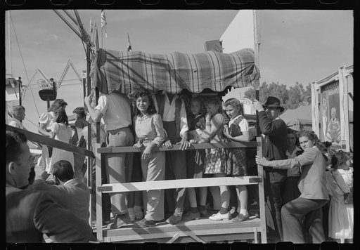 Untitled photo, possibly related to: El Centro (vicinity), California. On the midway at the Imperial County Fair