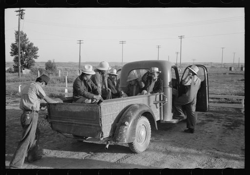 Nyssa, Oregon. FSA (Farm Security Administration) mobile camp. Farmers send trucks to the camp to pick up the Japanese-American farm workers living there