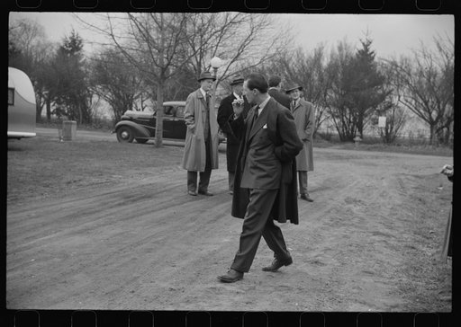 Untitled photo, possibly related to: FSA (Farm Security Administration) personnel at trailer camp, Washington, D.C.