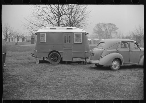 Trailer at tourist camp, Washington, D.C.