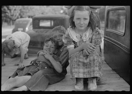 Untitled photo, possibly related to: Arkansas farmer now picking fruit in Berrien County, Michigan