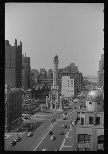 Untitled photo, possibly related to: Stop light, Michigan Avenue, Chicago, Illinois