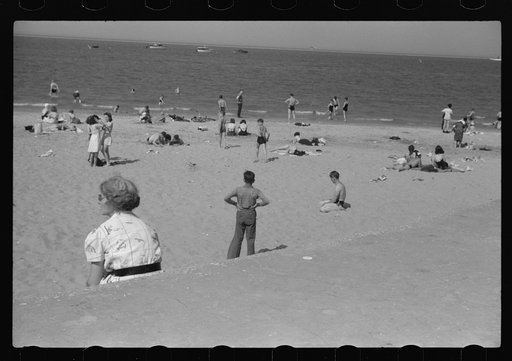 Untitled photo, possibly related to: Ohio Street bathing beach. Chicago, Illinois