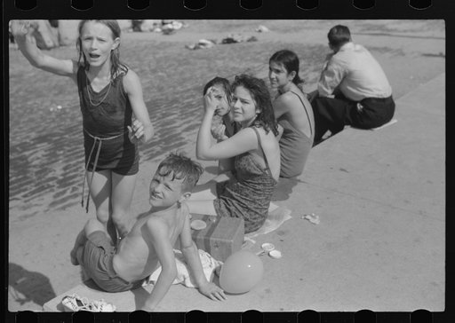 Untitled photo, possibly related to: Ohio Street bathing beach. Chicago, Illinois