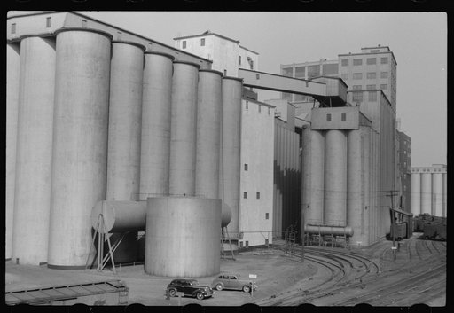 Untitled photo, possibly related to: Elevators at Quaker Oats plant. Cedar Rapids, Iowa