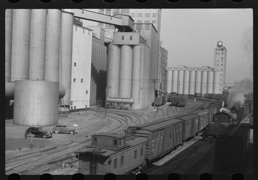Elevators at Quaker Oats plant. Cedar Rapids, Iowa
