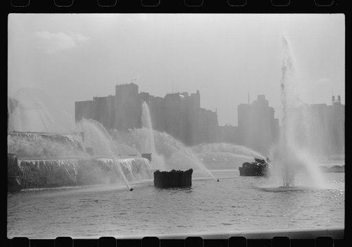 Untitled photo, possibly related to: Buckingham Fountain. Grant Park, Chicago, Illinois