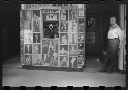 Burlesque house, South State Street, Chicago, Illinois