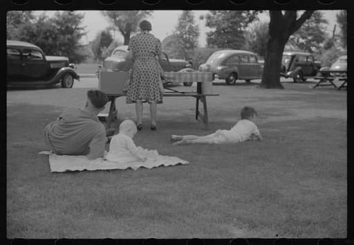 Picnickers. Vincennes, Indiana