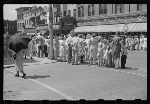 Untitled photo, possibly related to: Fourth of July parade, Watertown, Wisconsin