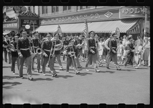 Untitled photo, possibly related to: Fourth of July parade, Watertown, Wisconsin