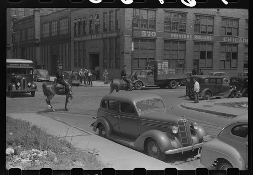 Untitled photo, possibly related to: Chicago mounted police, Chicago, Illinois