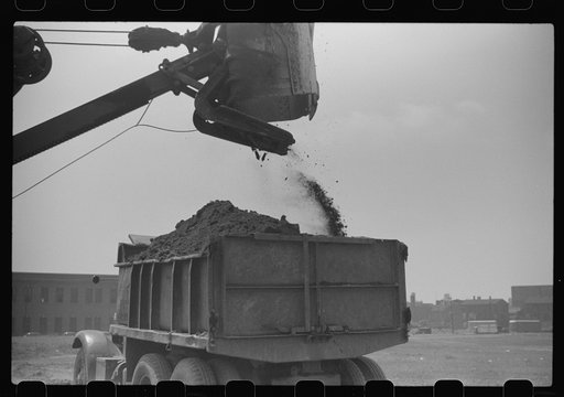 Steam shovel loading truck, Chicago, Illinois