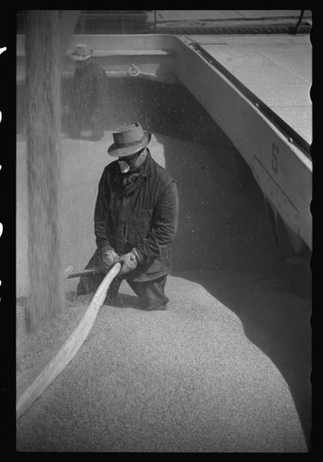 Grain trimmer, Duluth, Minnesota