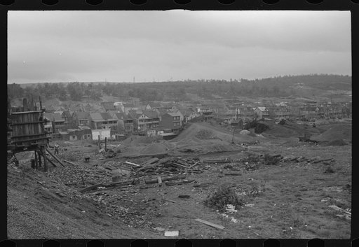 Mount Carmel,] Pennsylvania.  A birds-eye view of one end of the town, showing coalyards, and fields on the outskirts and tree-covered hills in the background
