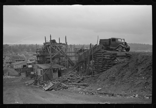 Mount Carmel,] Pennsylvania. A scene on the outskirts of the town