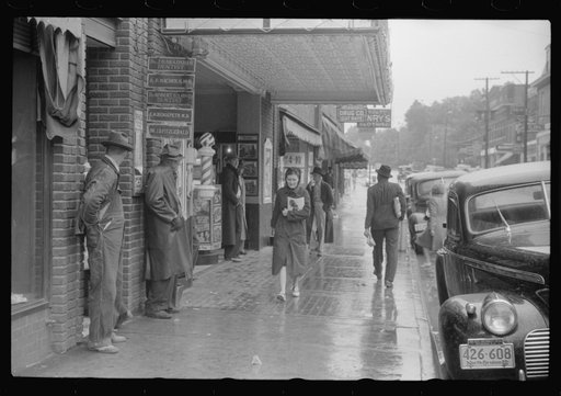 Rainy day on the main street of Roxboro, North Carolina