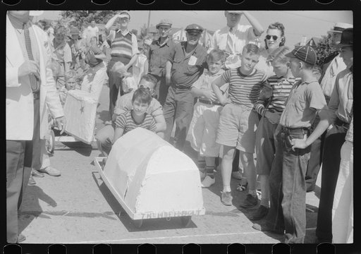 Start of a soapbox auto race at July 4th celebration at Salisbury, Maryland