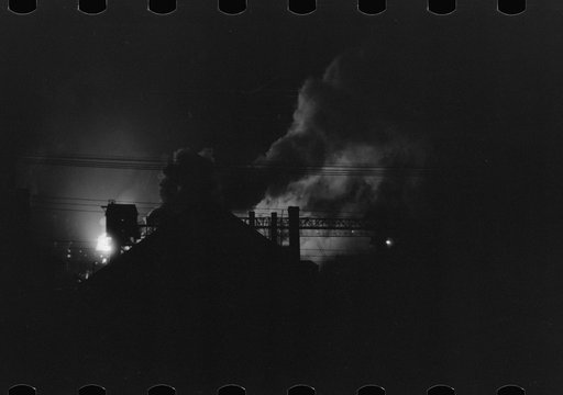 Untitled photo, possibly related to: The Bessemers "blooming" at the Jones and Laughlin Steel Company in Aliquippa, Pennsylvania