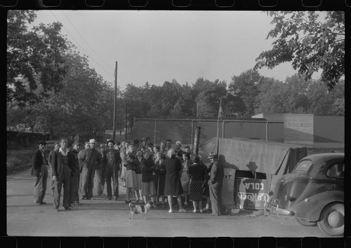 Pickets outside a textile mill in Greensboro, Green County, Georgia